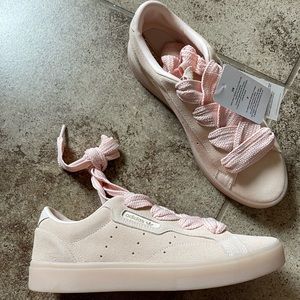 🌟 ADIDAS SLEEK FAT LACES WOMEN SHOES 🌟